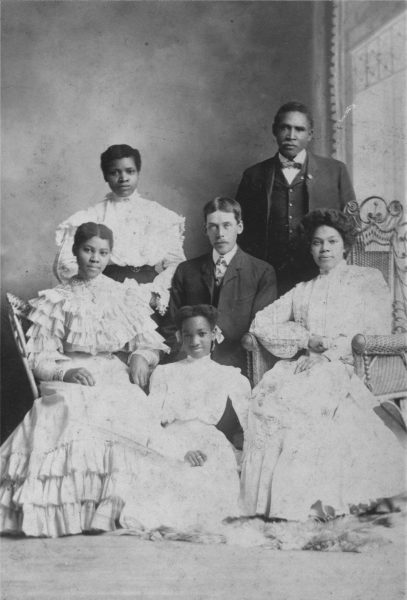Honeycutt family portrait